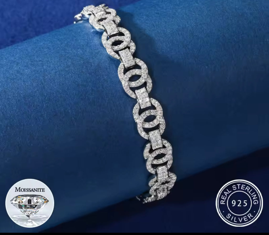 Exquisite Double C Moissanite Bracelet