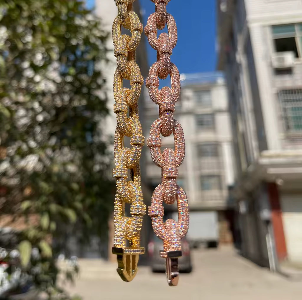 Bubble Letter Iced Out Bracelet Cuban Link Charms Cubic Zirconia Gold Plated Hip Hop Jewelry Spring Clasp