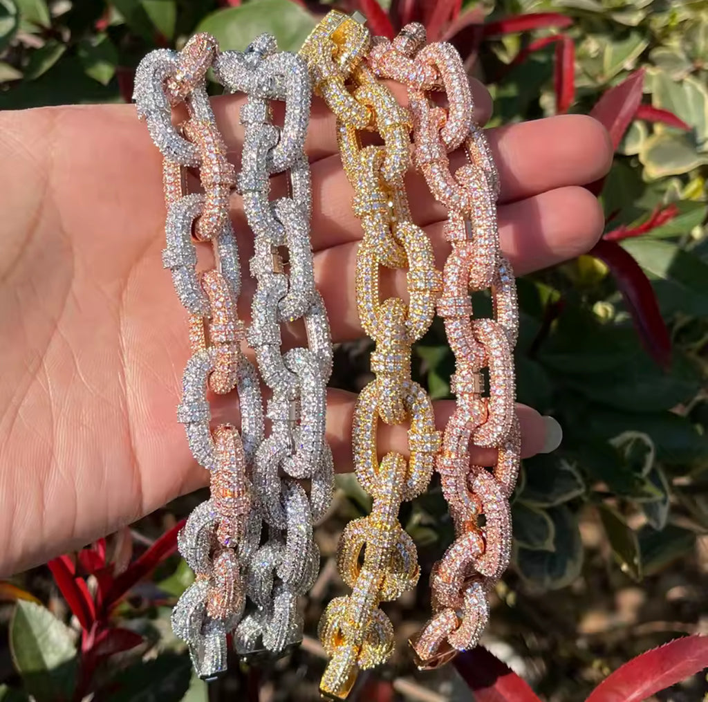 Bubble Letter Iced Out Bracelet Cuban Link Charms Cubic Zirconia Gold Plated Hip Hop Jewelry Spring Clasp