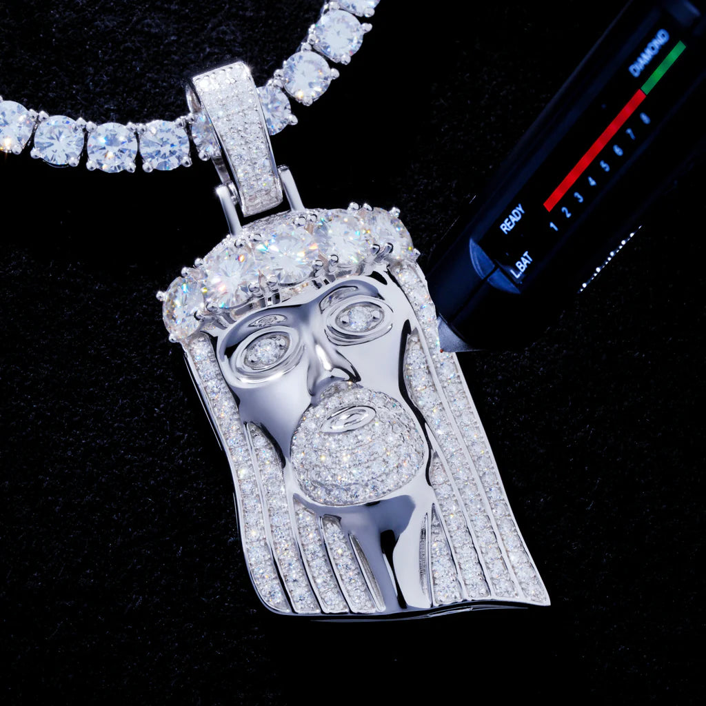 VVS1 Moissanite Jesus Pendant