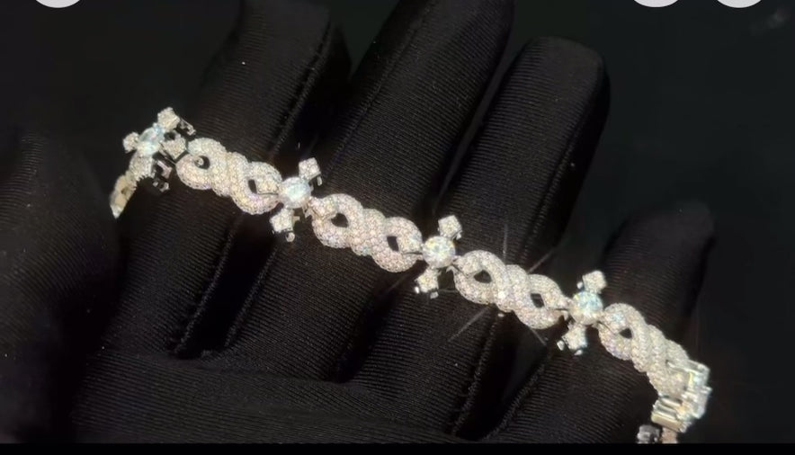 Moissanite Luxury Cross Bracelet